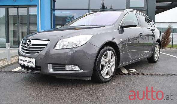 2009' Opel Insignia photo #1