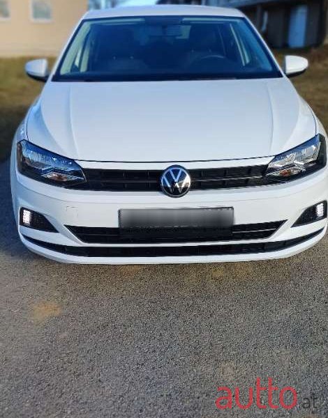 2021' Volkswagen Polo photo #2