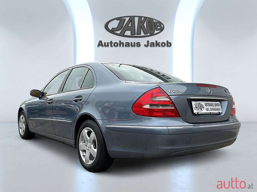 2003' Mercedes-Benz E-Klasse photo #3