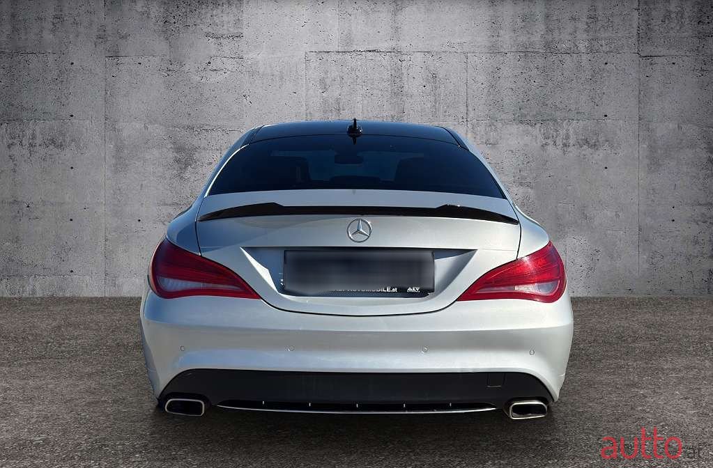 2013' Mercedes-Benz Cla-Klasse photo #6