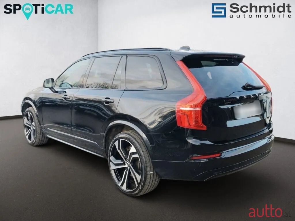 2022' Volvo XC90 photo #3