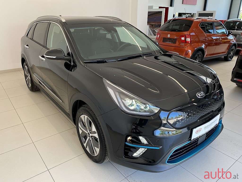 2021' Kia Niro photo #2