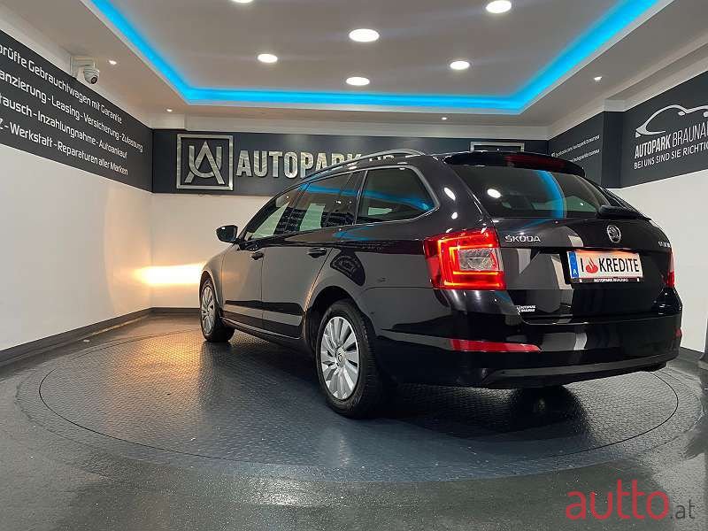 2016' Skoda Octavia photo #3