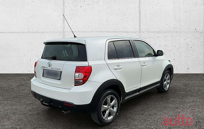 2013' Toyota Urban Cruiser photo #5