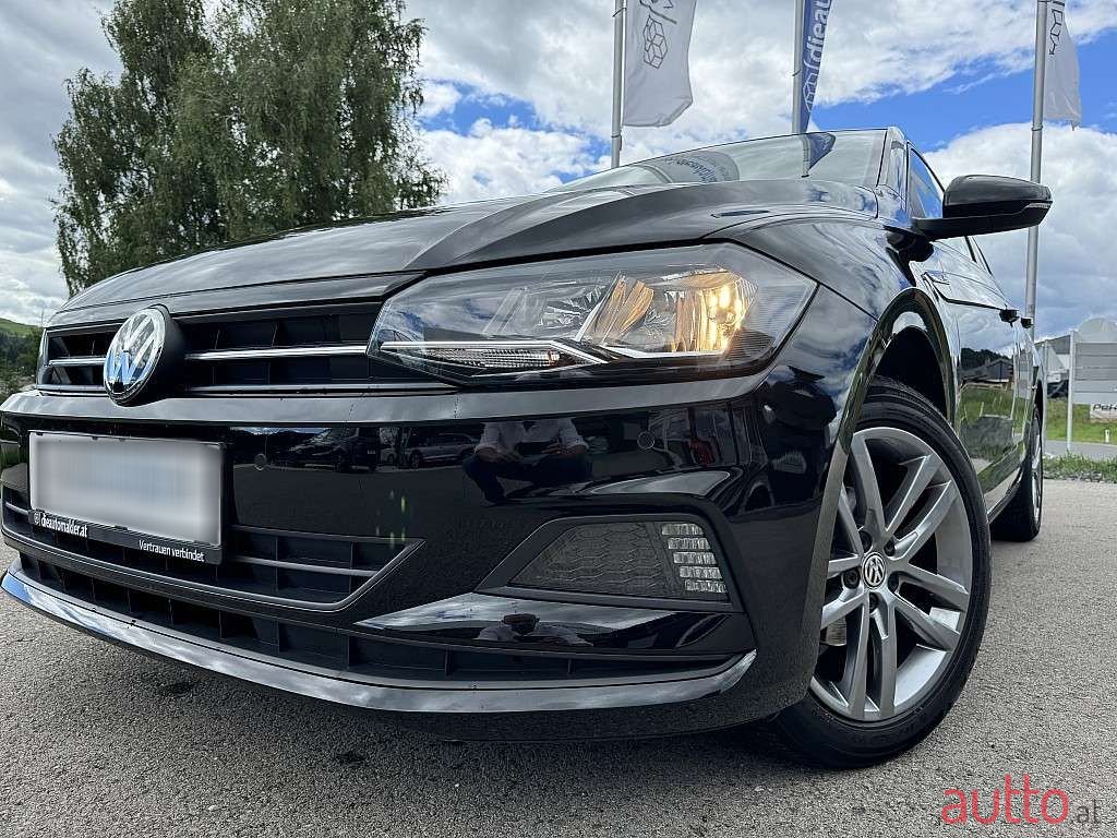 2019' Volkswagen Polo photo #3