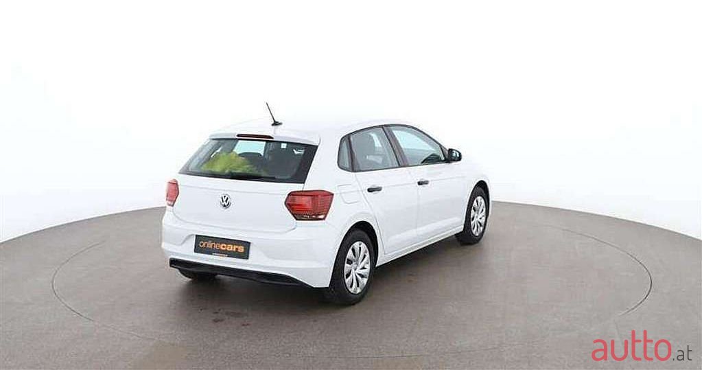 2019' Volkswagen Polo photo #3