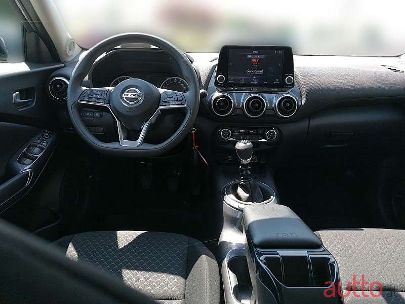 2022' Nissan Juke photo #6