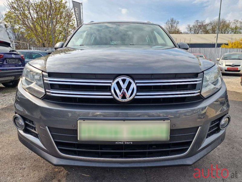 2014' Volkswagen Tiguan photo #3