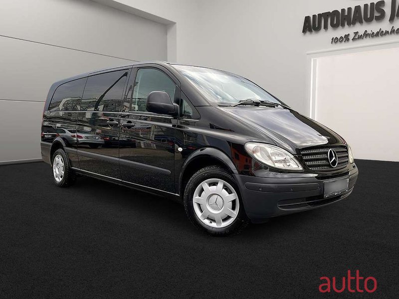 2009' Mercedes-Benz Vito photo #2