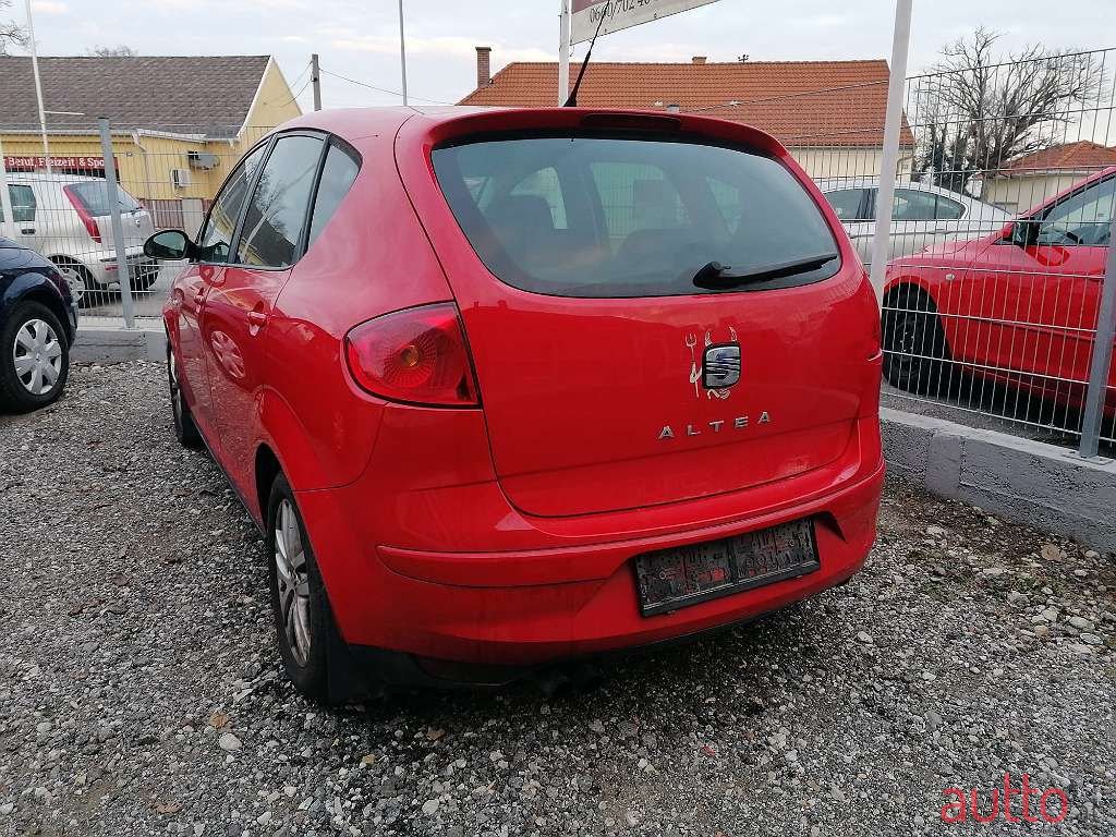 2006' SEAT Altea photo #3