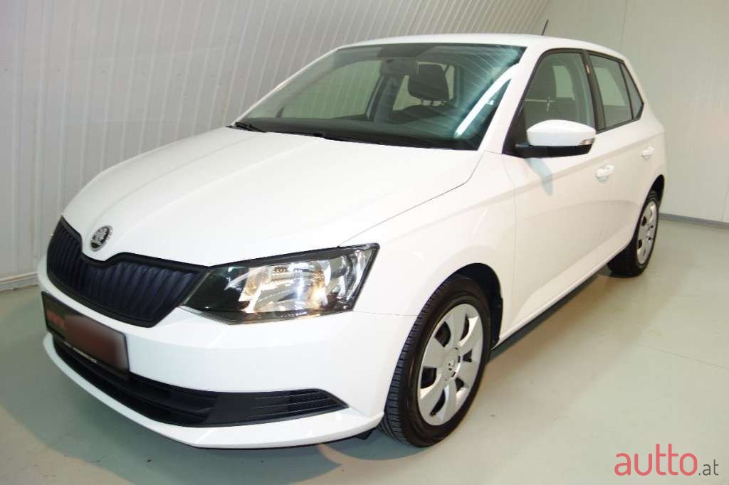2018' Skoda Fabia photo #1