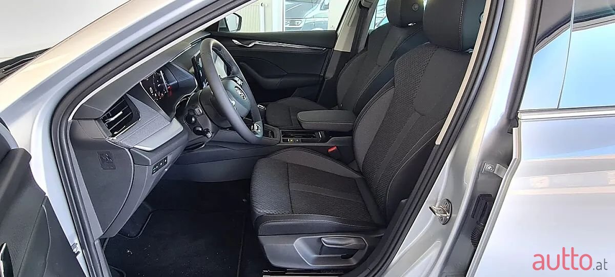2024' Skoda Octavia photo #5
