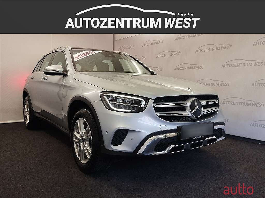 2021' Mercedes-Benz Glc-Klasse photo #3
