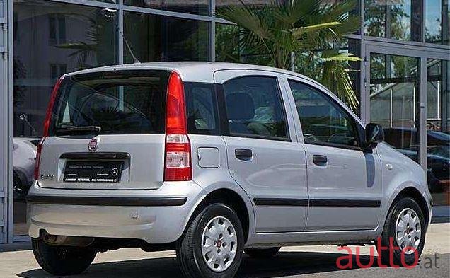 2012' Fiat Panda photo #1