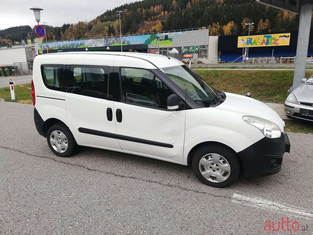 2013' Opel Combo photo #3