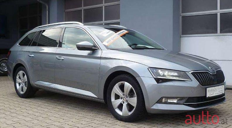 2017' Skoda Superb photo #2