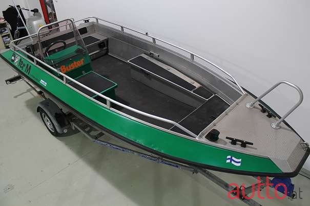 2001' Buster photo #1