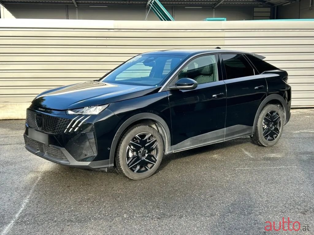 2024' Peugeot 3008 photo #2