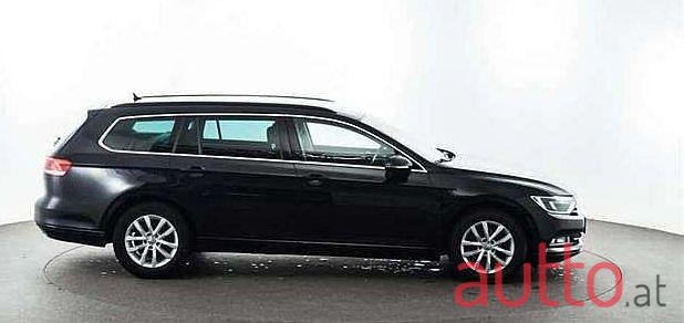 2017' Volkswagen Passat photo #1