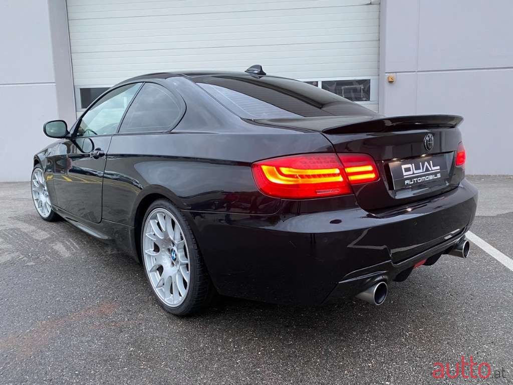 2010' BMW 3Er-Reihe photo #3