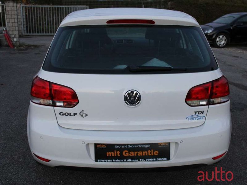 2012' Volkswagen Golf photo #6