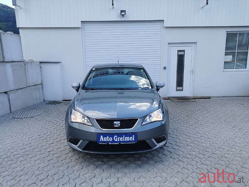 2015' SEAT Ibiza photo #2