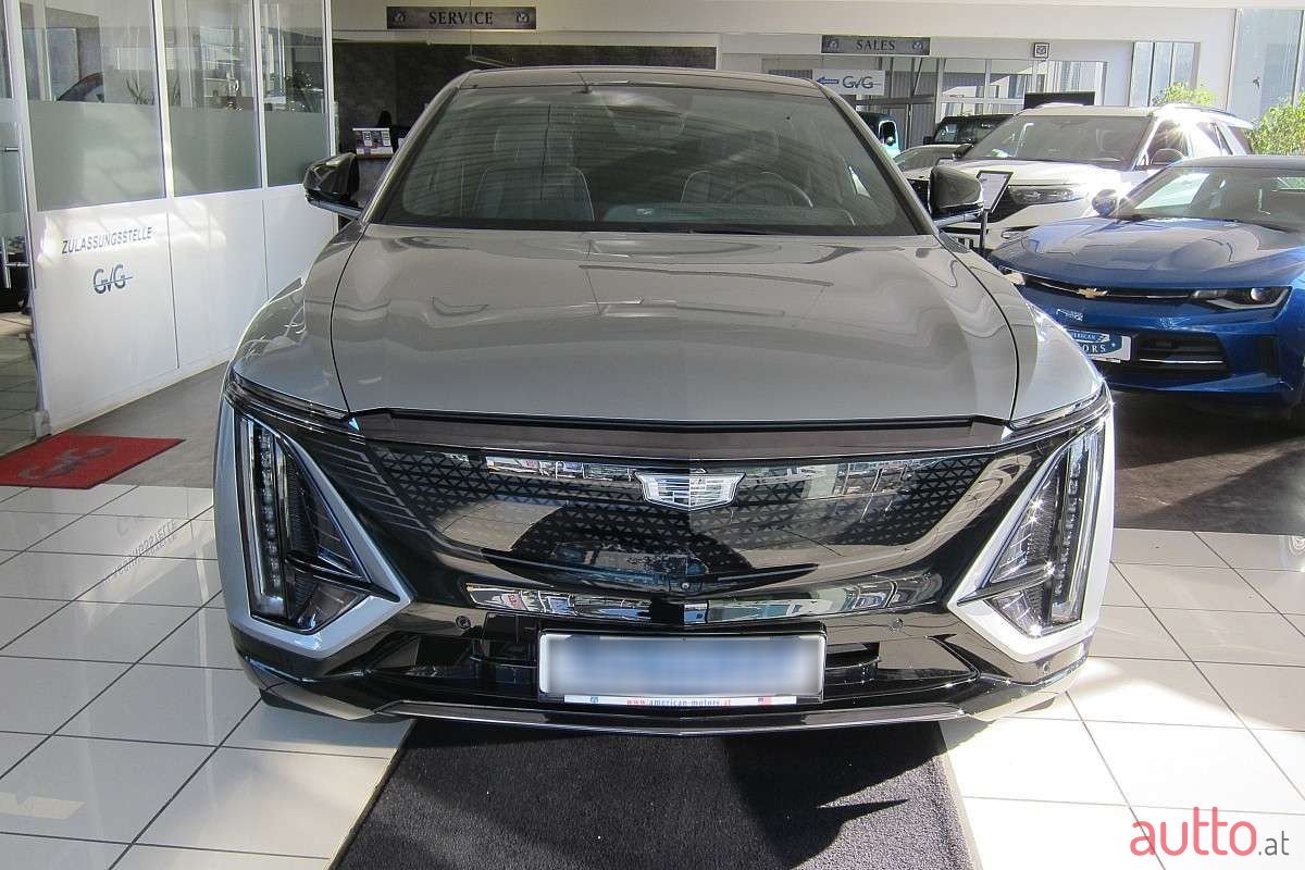 2024' Cadillac Lyriq photo #5