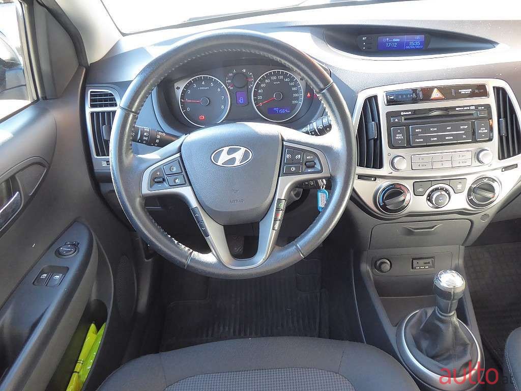 2014' Hyundai i20 photo #6