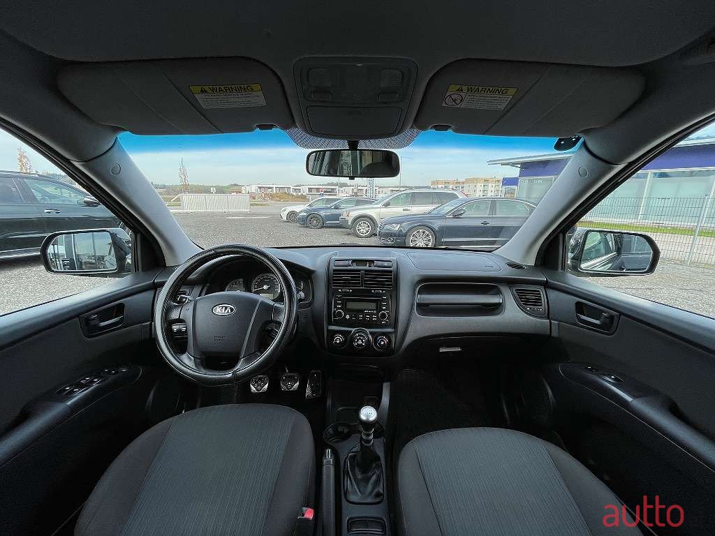 2009' Kia Sportage photo #5