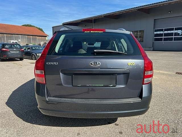 2012' Kia Ceed photo #5