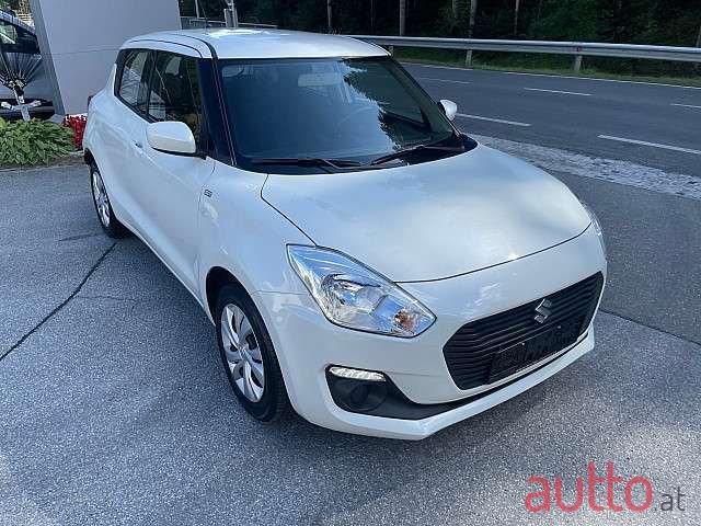 2020' Suzuki Swift photo #4