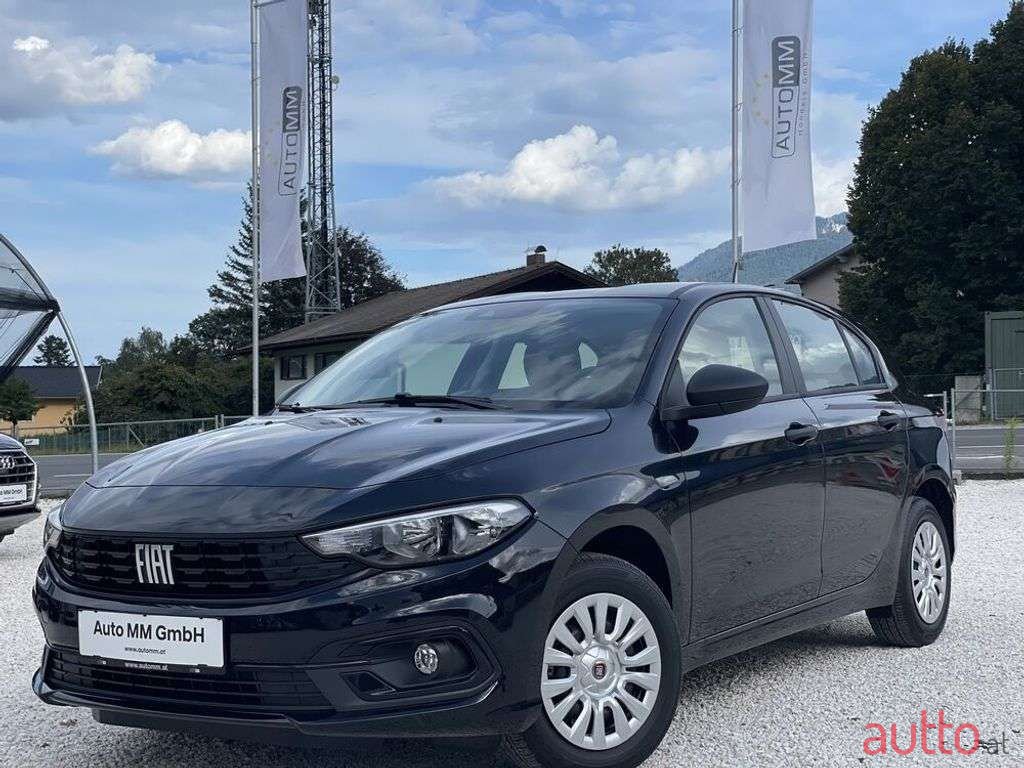 2022' Fiat Tipo photo #1