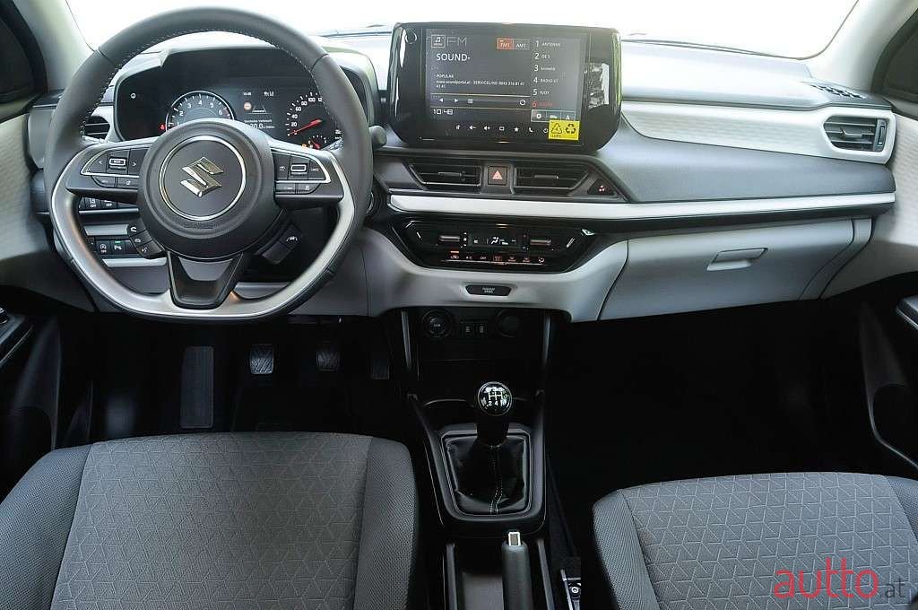 2024' Suzuki Swift photo #3