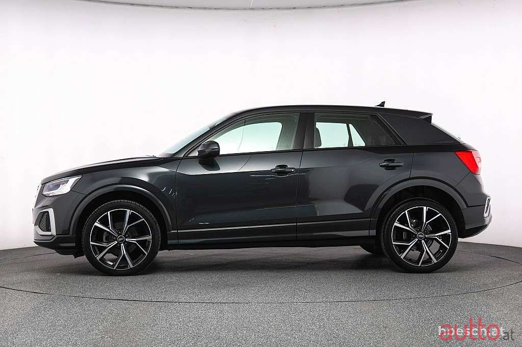 2023' Audi Q2 photo #2