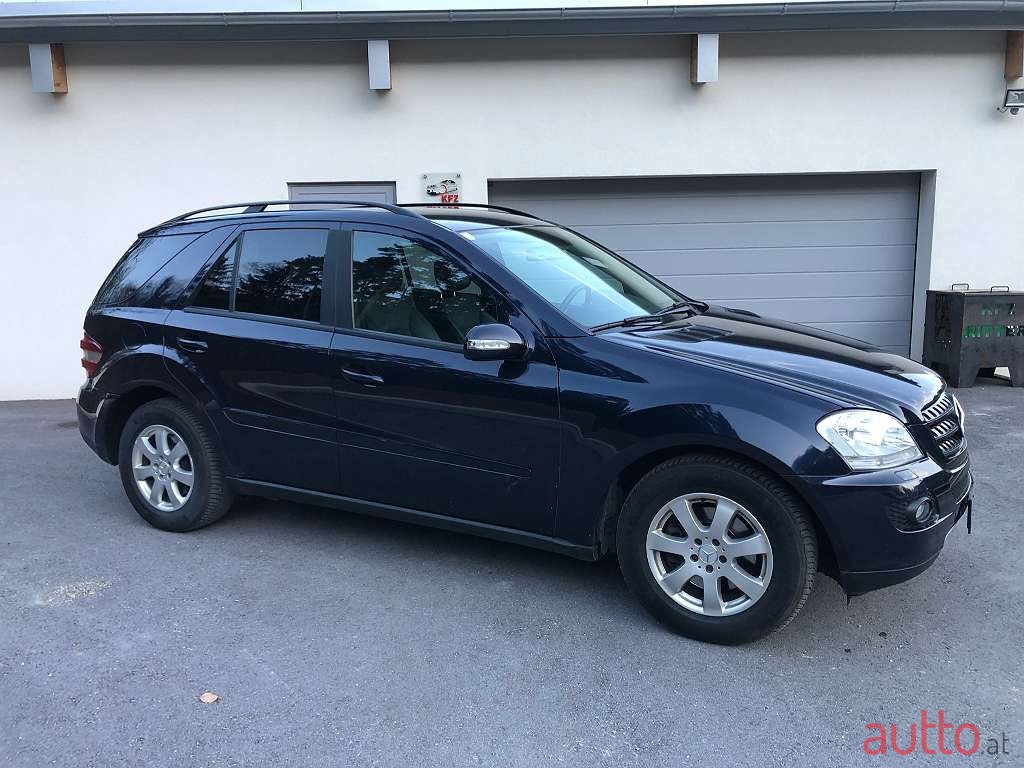 2005' Mercedes-Benz M-Klasse photo #4