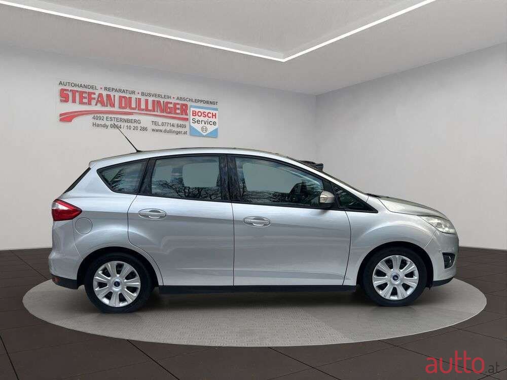 2015' Ford C-MAX photo #6