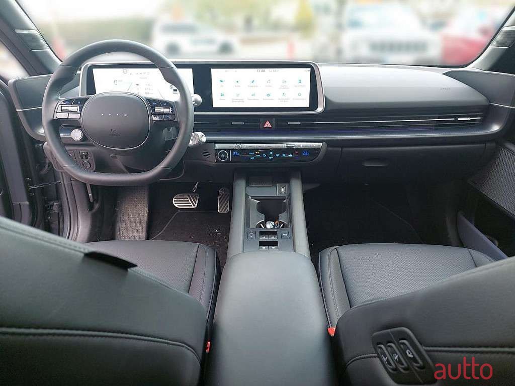 2023' Hyundai Ioniq 6 photo #4
