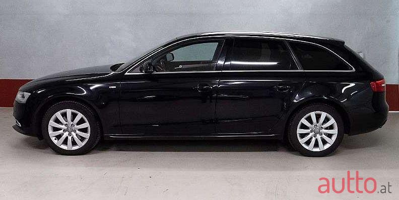 2012' Audi A4 photo #2