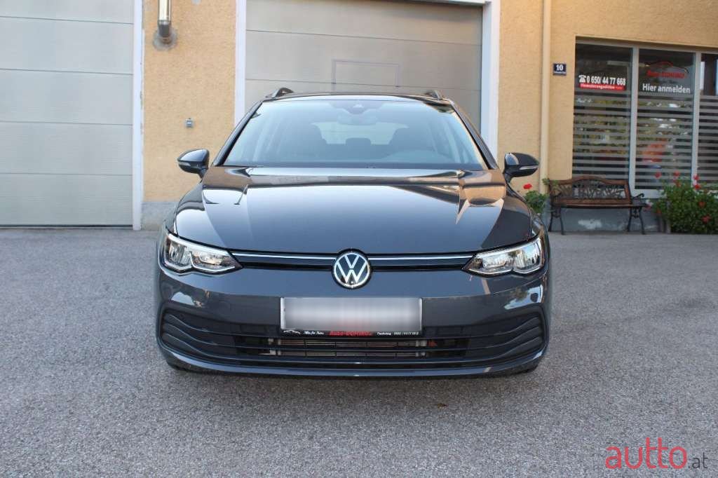 2020' Volkswagen Golf photo #3