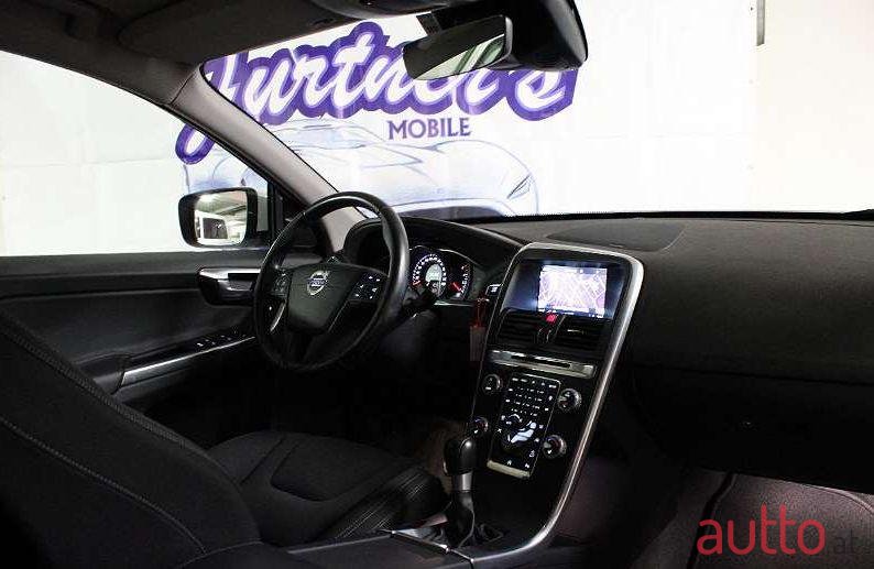 2015' Volvo XC60 photo #3