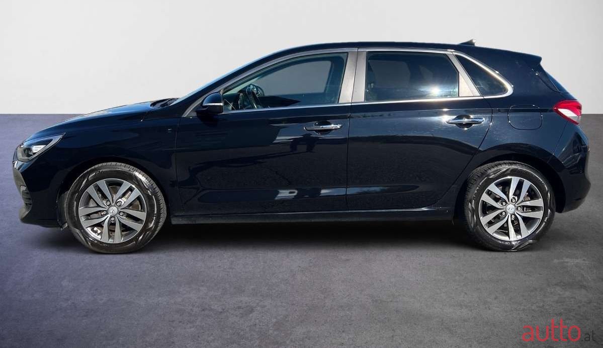 2018' Hyundai i30 photo #3