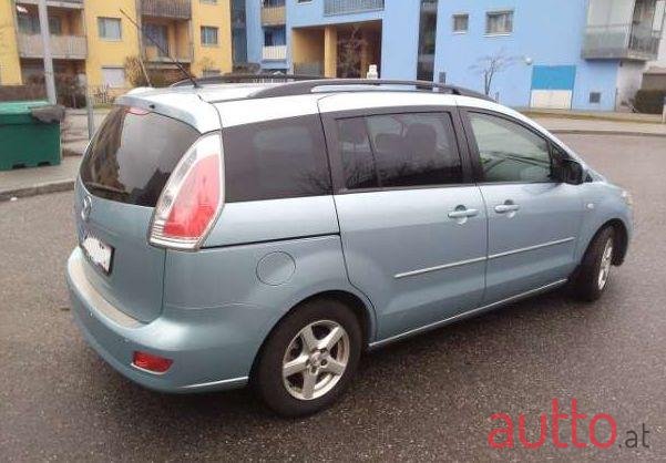 2009' Mazda Mazda5 photo #2