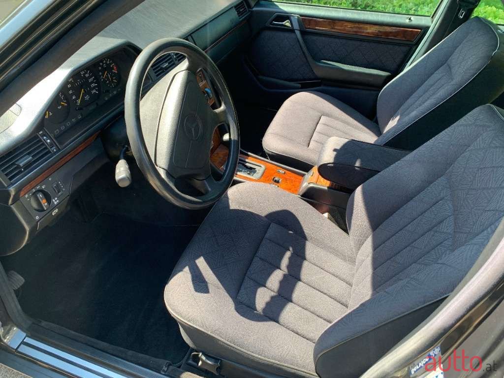1994' Mercedes-Benz E-Klasse photo #6
