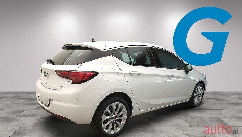 2019' Opel Astra photo #2