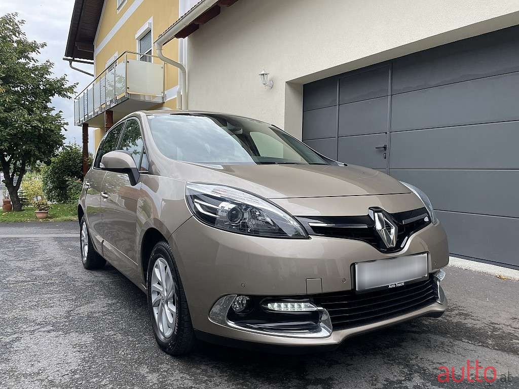 2014' Renault Scenic photo #1