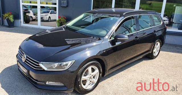 2015' Volkswagen Passat photo #1