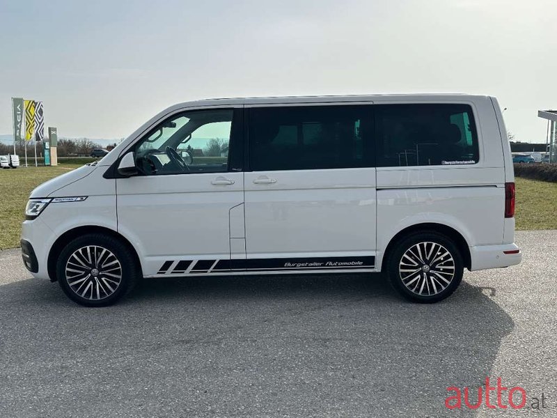 2020' Volkswagen Multivan photo #5