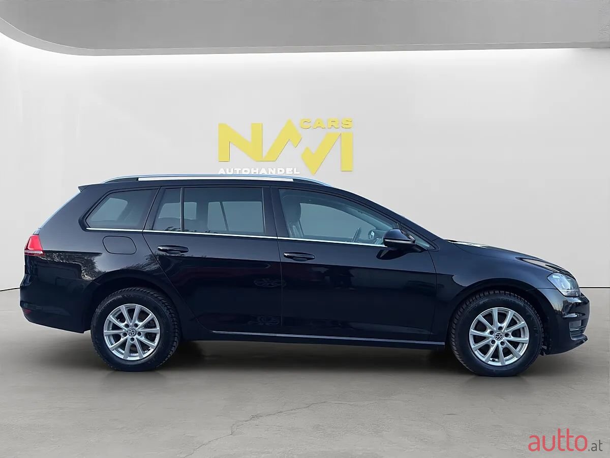 2013' Volkswagen Golf photo #3