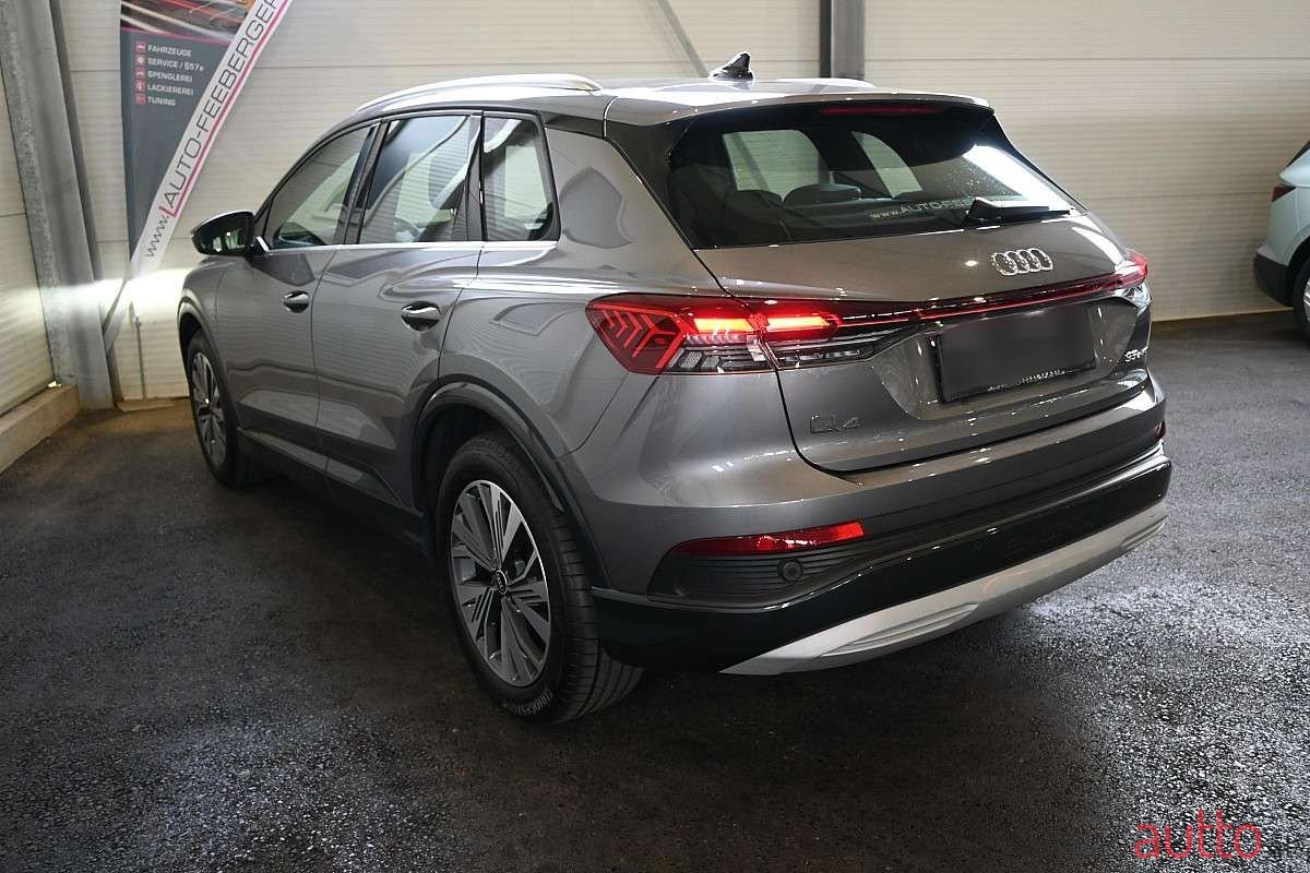 2021' Audi Q4 photo #5