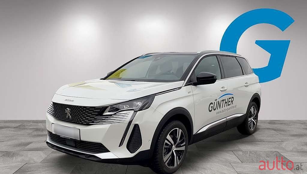 2022' Peugeot 5008 photo #1